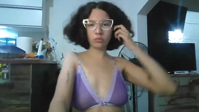 loliporomero online show from 10-19-25, 01:50