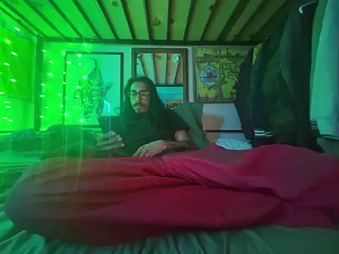 Snapshot of bigdickkane300 chatting on 10-08-25, 08:12 bigdickkane300 online show from 10-08-25, 08:12