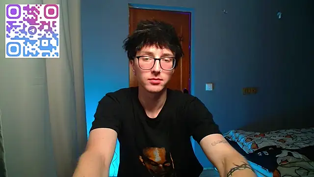 8goat online show from 10-25-25, 01:02