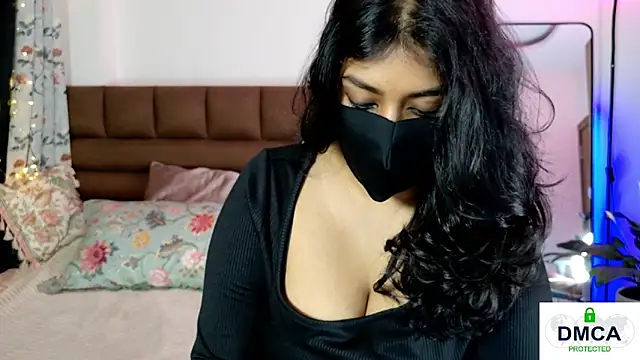 Snapshot of Gulaboo100 chatting on 01-31-26, 07:23 Gulaboo100 online show from 01-31-26, 07:23