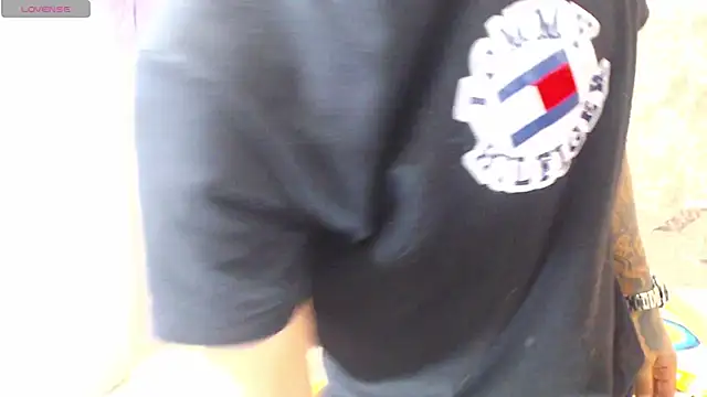 daniquintero03 online show from 10-03-25, 06:49