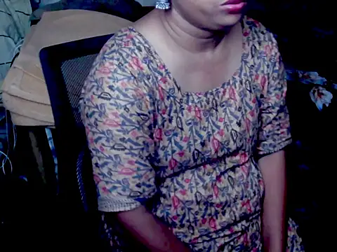 LushVamp online show from 10-18-25, 03:35