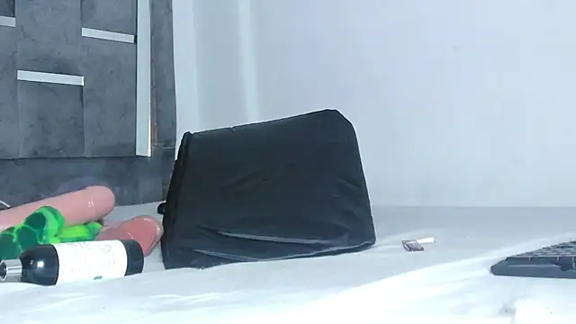 Snapshot of anna_sex_m chatting on 09-23-25, 11:24 anna sex m online show from 09-23-25, 11:24