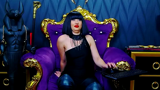 LaraMaeve online show from 09-15-25, 05:07