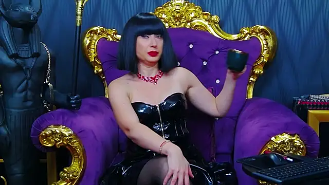 LaraMaeve online show from 10-07-25, 06:10