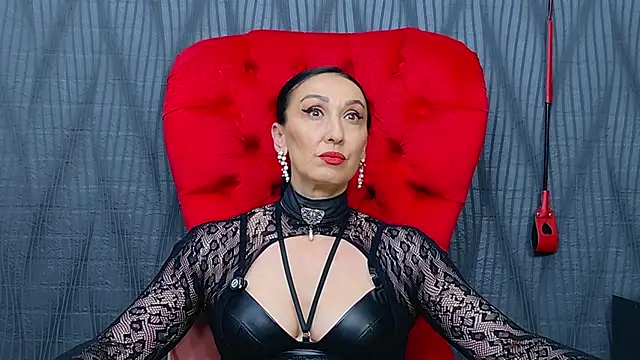 Snapshot of MistressDora chatting on 07-02-26, 06:19 MistressDora online show from 07-02-26, 06:19