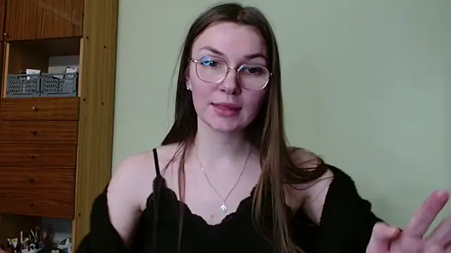 LooveELLYx online show from 01-16-25, 07:10