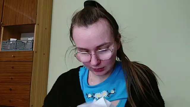 LooveELLYx online show from 01-23-25, 03:32