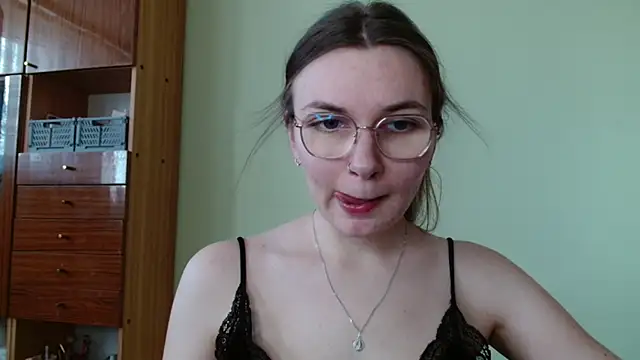 LooveELLYx online show from 03-07-25, 10:56