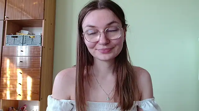 LooveELLYx online show from 10-03-25, 01:52