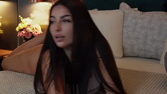 EmilyTrix online show from 11-20-25, 05:23