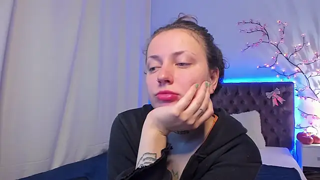 LilaVame online show from 10-30-25, 09:04