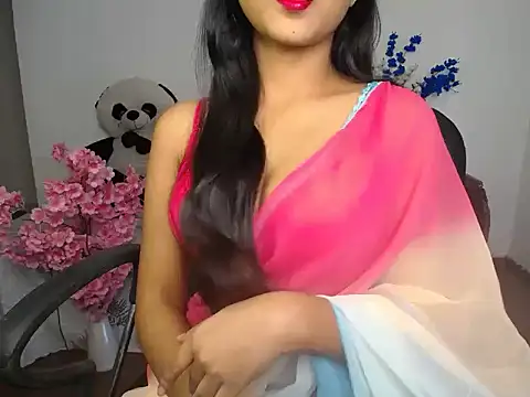 Snapshot of Heavan_queen chatting on 11-14-25, 06:45 Heavan queen online show from 11-14-25, 06:45