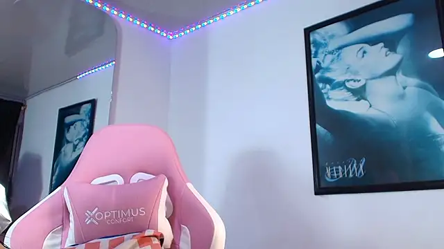 GraceWallace  online show from 02-05-26, 03:00