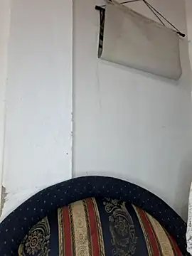 Hanna Kieran online show from 11-08-25, 03:34