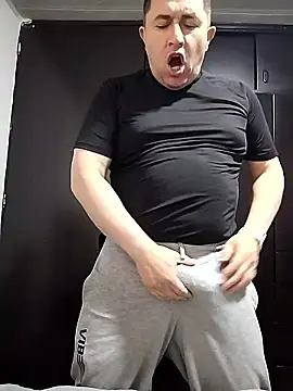 BigCristh79 online show from 01-09-26, 06:53