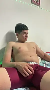 Snapshot of RobinLenoxx chatting on 11-22-25, 05:39 RobinLenoxx online show from 11-22-25, 05:39