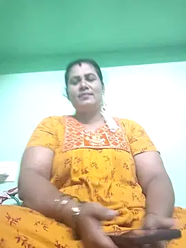 Snapshot of tamilaruvi chatting on 02-21-26, 06:31 tamilaruvi online show from 02-21-26, 06:31