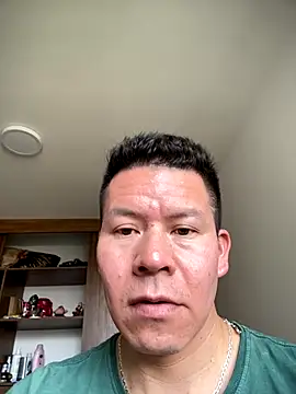 Manu0586 online show from 10-18-25, 07:58