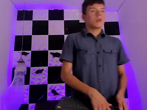 AndyFame1 online show from 10-15-25, 06:52