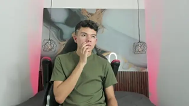 AndyFame1 online show from 11-01-25, 06:54