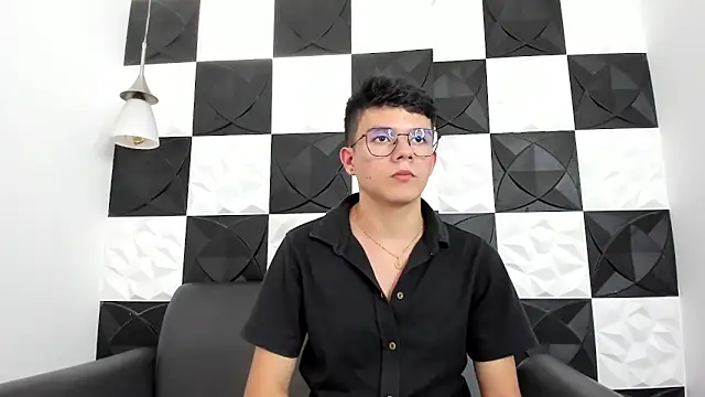 AndyFame1 online show from 12-17-25, 06:47