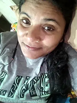 Snapshot of couple_71 chatting on 11-13-25, 07:07 couple 71 online show from 11-13-25, 07:07