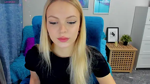 Snapshot of KatherineePierce chatting on 11-07-25, 05:46 KatherineePierce online show from 11-07-25, 05:46