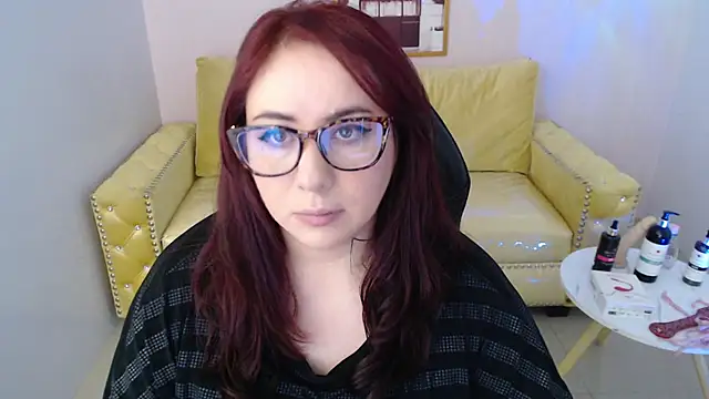 Snapshot of bellatrix_ch chatting on 09-28-25, 11:37 bellatrix ch online show from 09-28-25, 11:37