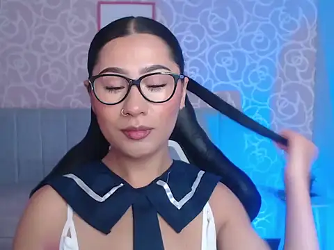 evelyn ch  online show from 09-25-25, 10:41