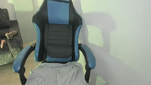 Scarbadgirl  online show from 11-09-25, 03:38