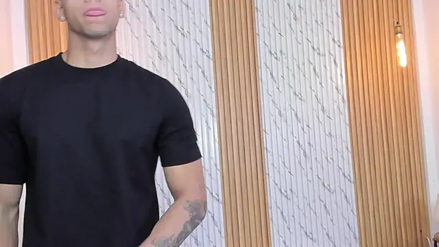 thomas walker0 online show from 11-15-25, 12:02