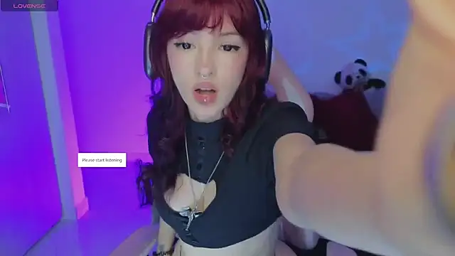 Moonlightt 21 online show from 11-16-25, 05:51