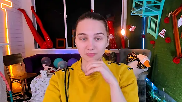 TessaMill online show from 09-20-25, 05:19