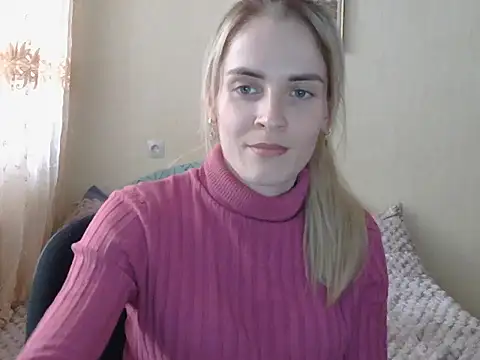 Snapshot of JayeTyler chatting on 12-15-25, 12:53 JayeTyler online show from 12-15-25, 12:53