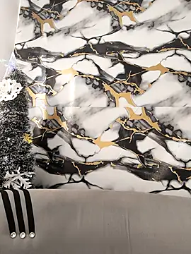 Hiroshi Shen online show from 12-19-25, 01:07