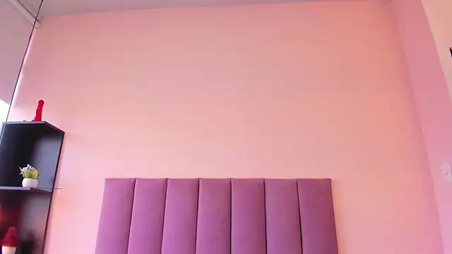 violet myerrs online show from 02-06-26, 01:25