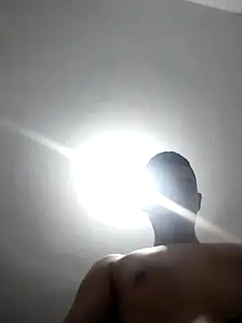 Snapshot of Sebas_0332 chatting on 10-04-25, 12:52 Sebas 0332 online show from 10-04-25, 12:52