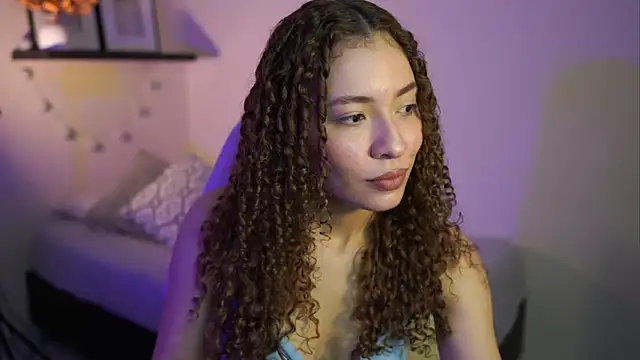 isabella-garcia- online show from 02-20-26, 01:24