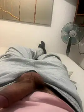 Snapshot of Jonbcn42 chatting on 09-24-25, 01:58 Jonbcn42 online show from 09-24-25, 01:58