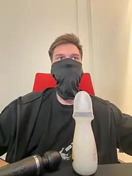 Snapshot of AyatoriKamado chatting on 09-12-25, 08:36 AyatoriKamado online show from 09-12-25, 08:36