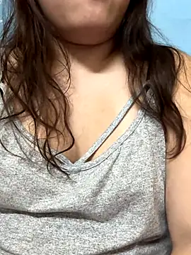 Snapshot of ariel_613 chatting on 09-28-25, 11:04 ariel 613 online show from 09-28-25, 11:04