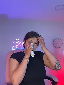 Snapshot of Aphriil__ chatting on 10-07-25, 12:35 Aphriil online show from 10-07-25, 12:35