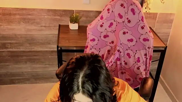 LiLLiAnderson online show from 10-11-25, 11:42