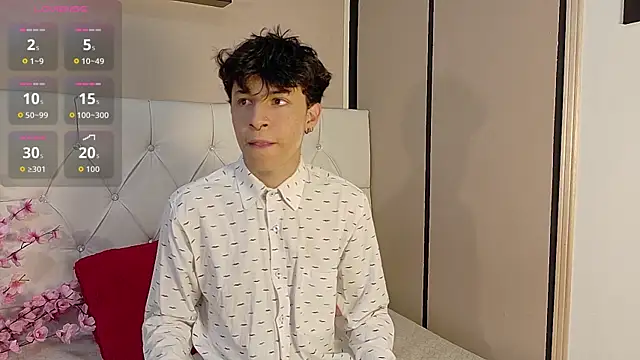 Axel  Evans online show from 10-24-25, 11:17