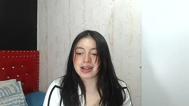 MiaKimky online show from 11-18-25, 05:06