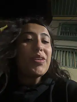 Snapshot of my_aleja_ chatting on 09-10-25, 05:40 my aleja online show from 09-10-25, 05:40