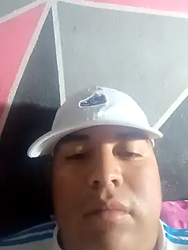 Snapshot of Karlisslu chatting on 11-05-25, 07:30 Karlisslu online show from 11-05-25, 07:30