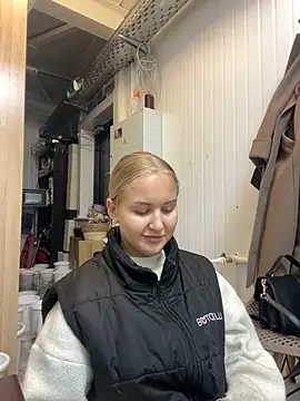 CandyVice online show from 09-08-25, 05:12