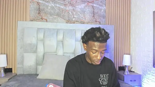 pipedark  online show from 09-09-25, 03:28